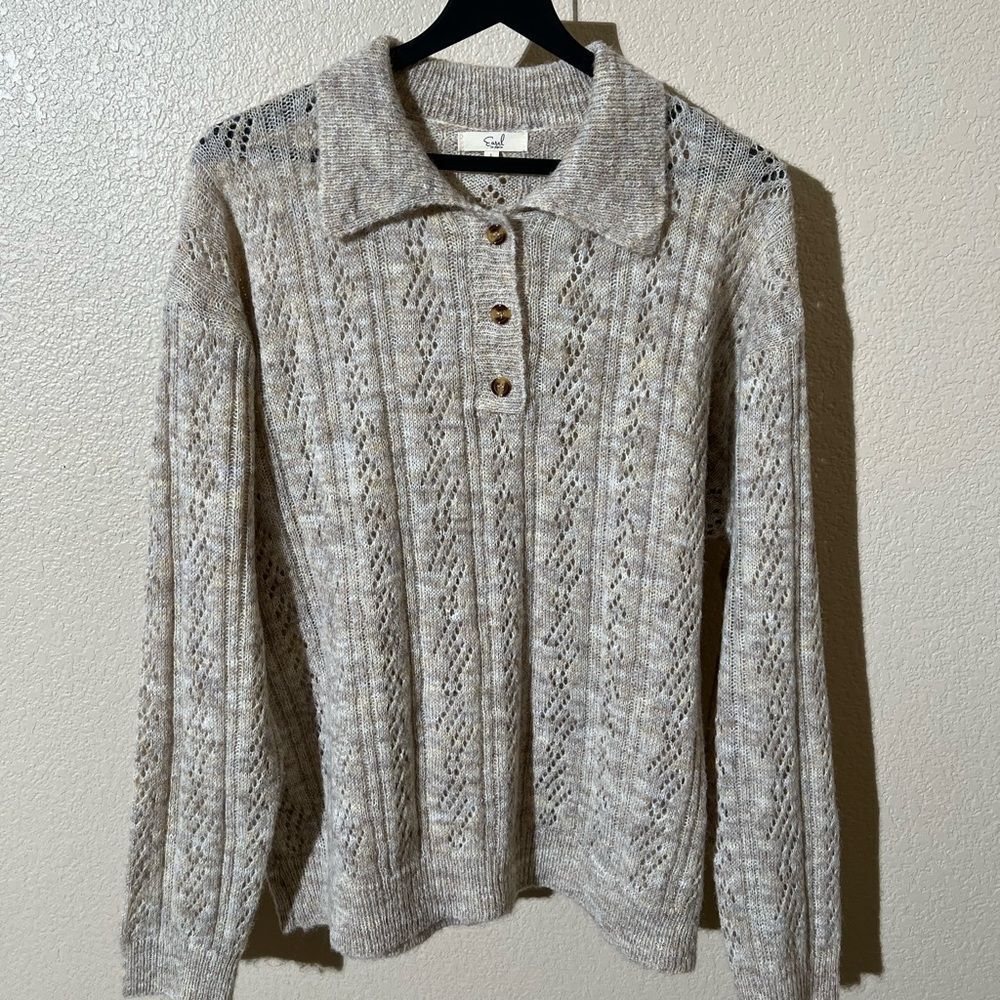 Easel Textured Knit Sweater in Beige